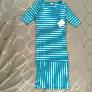 LuLaRoe Julia dress for women size small, super stretchy!